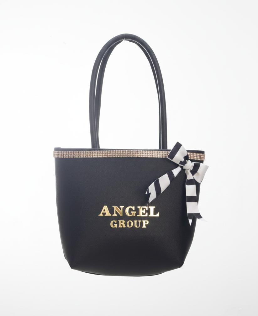 طقم انيق و فريد من نوعه